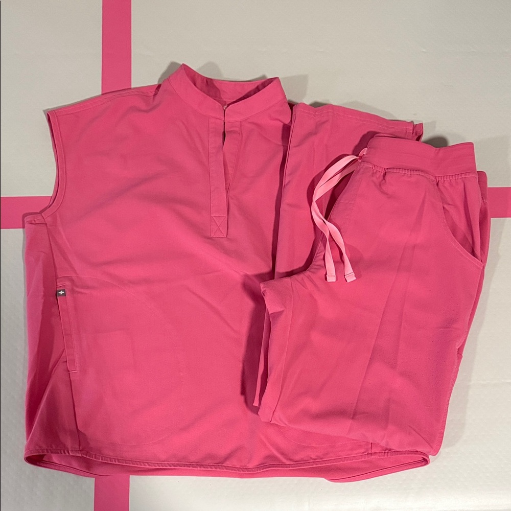 Figs F*ing pink scrub set